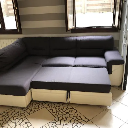 Apartment Mdm *